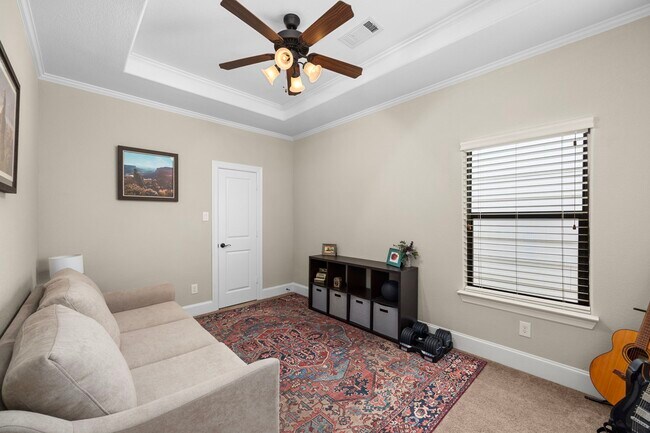 Building Photo - 5907 Kiam St