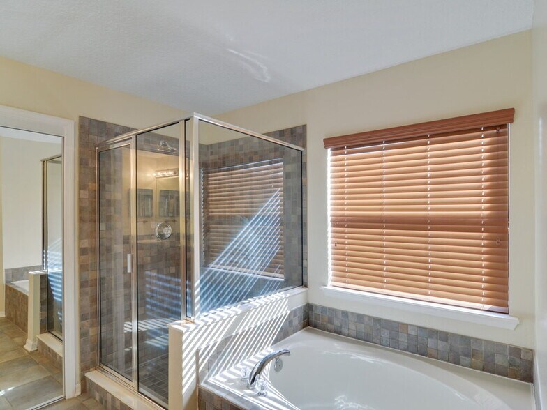 Building Photo - 3691 Blue Wing Ct