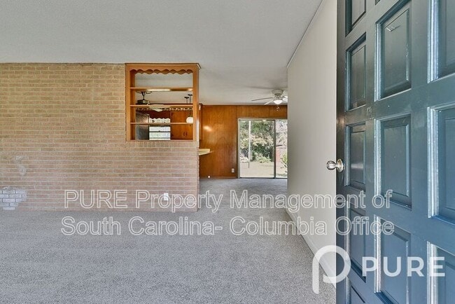 Building Photo - 5912 Barksdale Dr