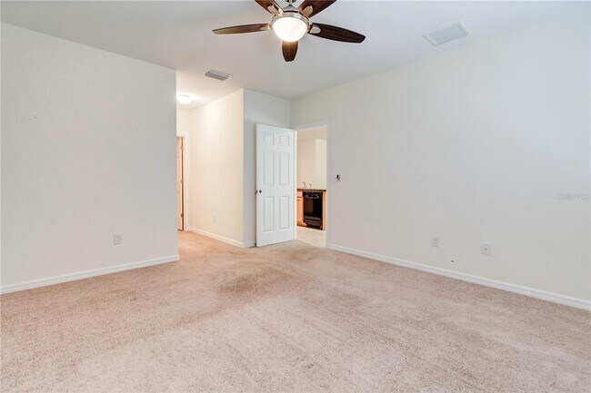 Building Photo - 14343 Overlook Ave