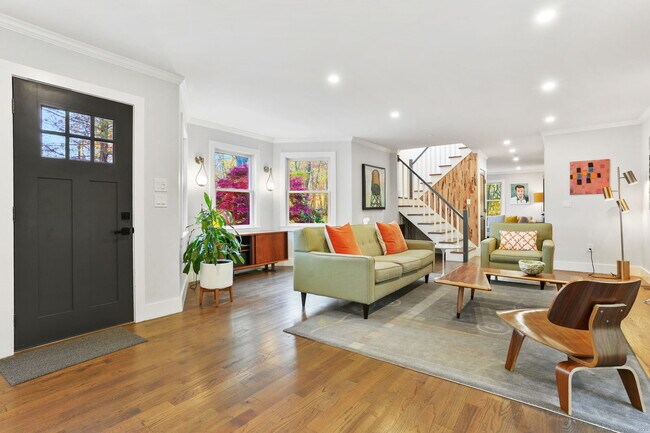 Building Photo - 58 Big Trail