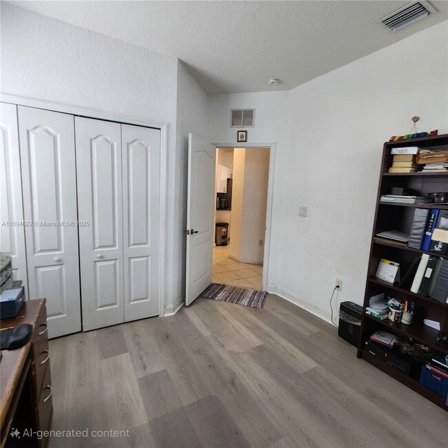 Building Photo - 10955 NW 87th Ln