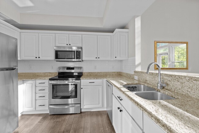 Building Photo - 200 S Dawson St