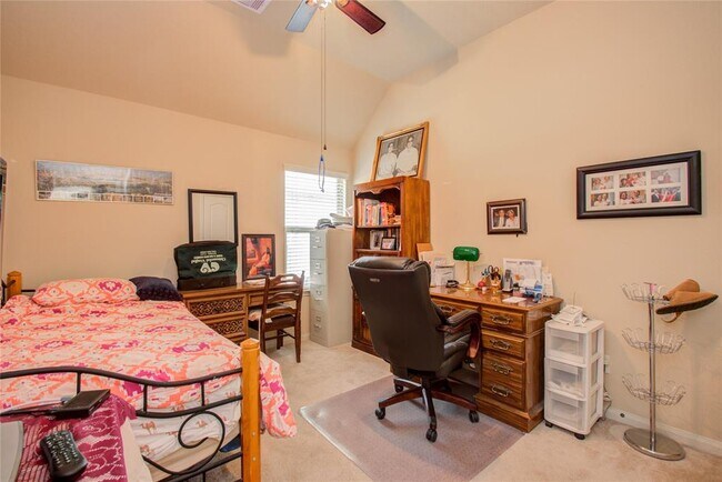 Building Photo - 8215 Laughing Falcon Trail