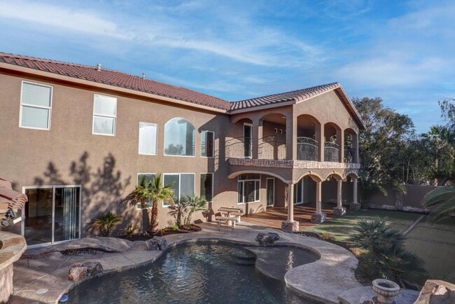 Building Photo - 10151 Arkell Ct