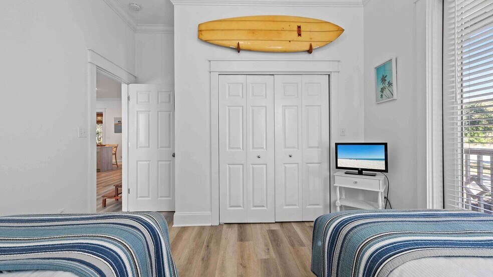 Building Photo - 269 San Juan Ave