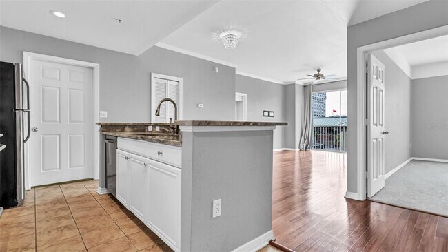 Building Photo - 700 S Harbour Island Blvd