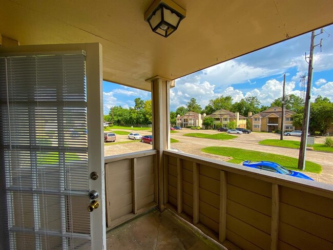 Building Photo - 1308 Brenda Ln