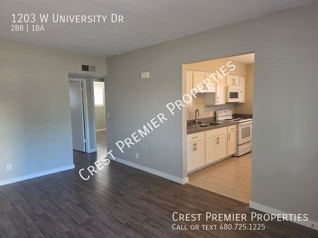 Building Photo - 1203 W University Dr