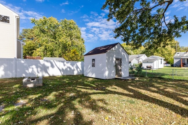 Building Photo - Welcome to this charming home in Newport News "ASK ABOUT OUR ZERO DEPOSIT"