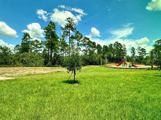 Building Photo - 17132 Edgemont Ln