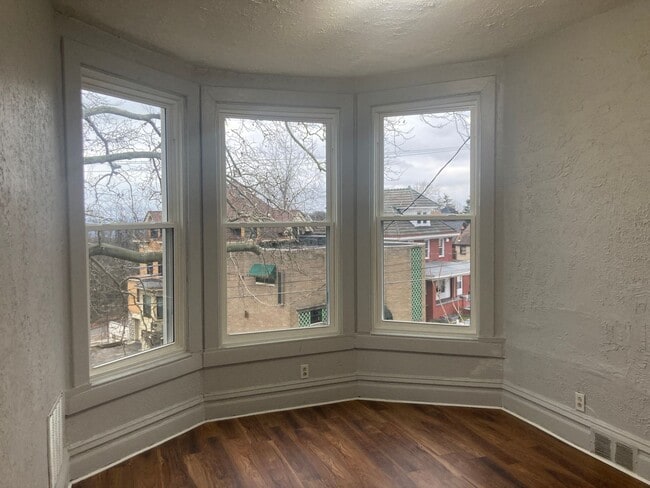 Building Photo - 4036 Perrysville Ave