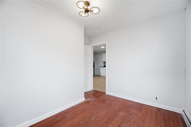 Building Photo - 378 Juniper St