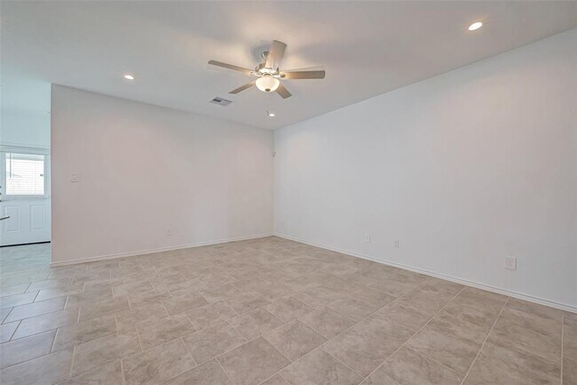 Building Photo - 1123 Lipizzan Ln