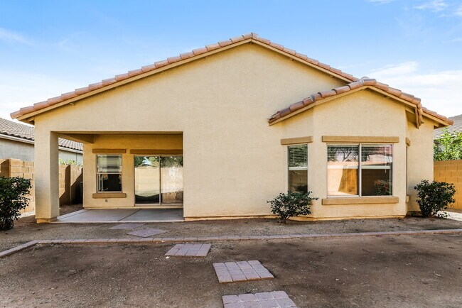 Building Photo - 5218 W Glass Ln