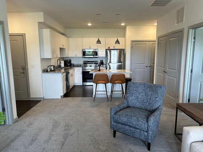 Building Photo - 5102 Aldersgate Dr