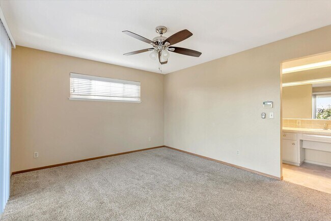 Building Photo - Tri-Level Home in Los Gatos