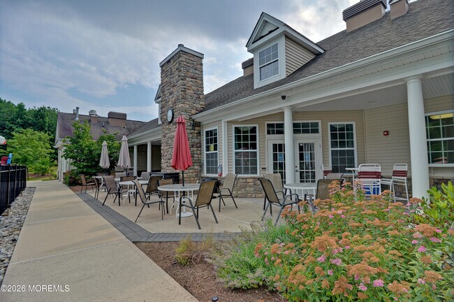 Building Photo - 12 Jensen Court