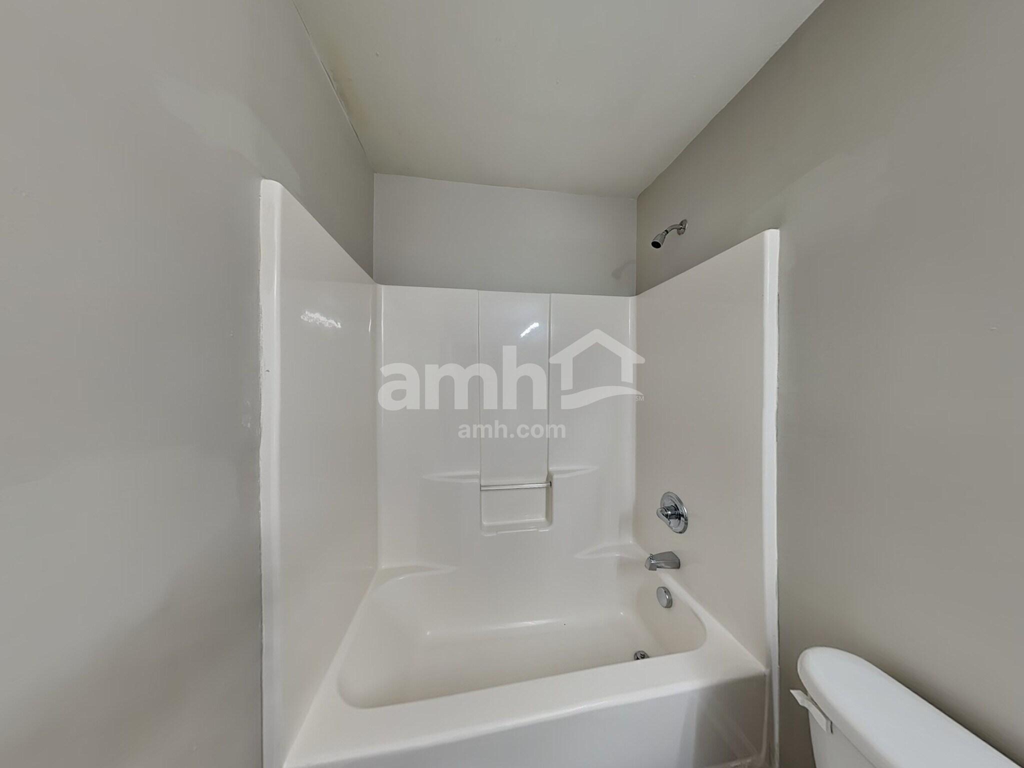 Building Photo - 5027 Abercromby St
