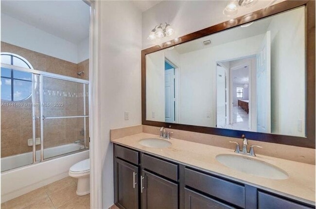 Building Photo - 8362 NW 39th Ct