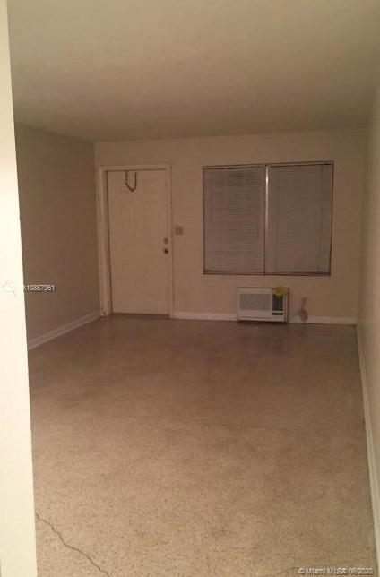 Building Photo - 330 Southwind Dr
