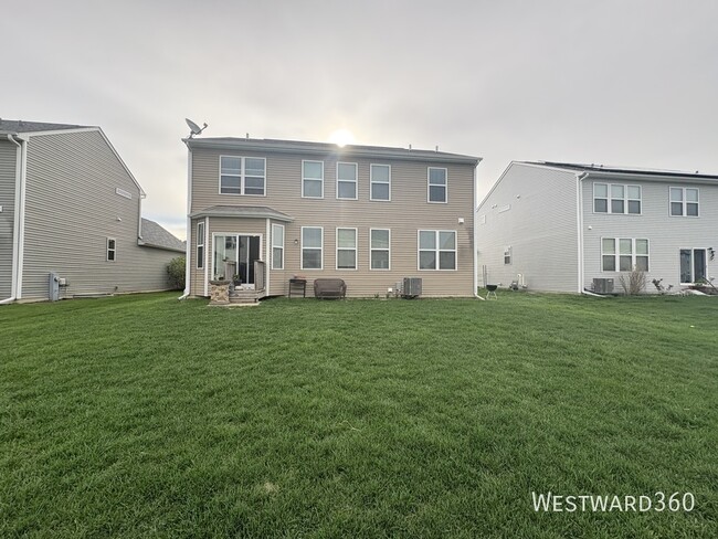 Building Photo - 3439 Birch Ln