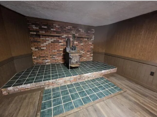 Building Photo - 216 Caroline Dr