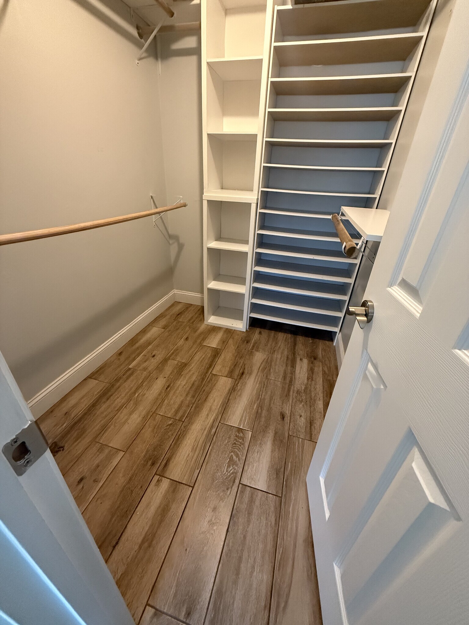 Building Photo - 2 Hummingbird Ct