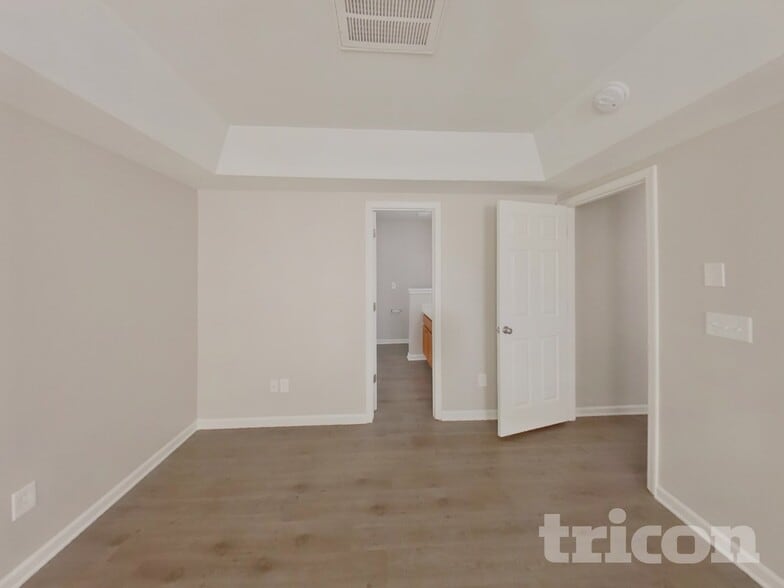 Building Photo - 1392 Zered Pl NW