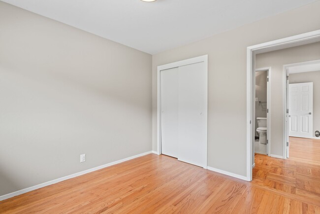 Building Photo - Coastal Charm in Linda Mar - Spacious Home...