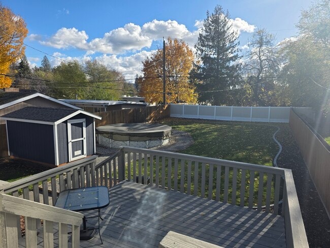 Building Photo - 4122 E 21st Ave