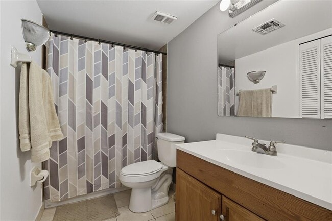 Building Photo - 4684 Pembrook Pl