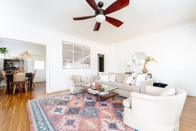 Building Photo - 1025 N 34th St