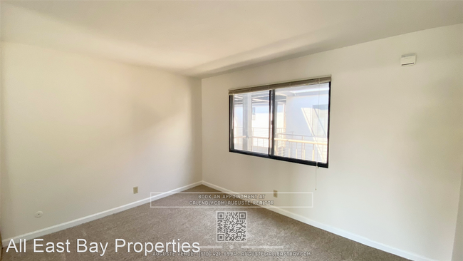 Building Photo - 1 br, 1 bath House - 5 Embarcadero W 318