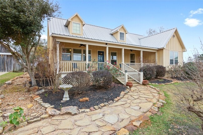 Building Photo - 6130 Homeland Ln