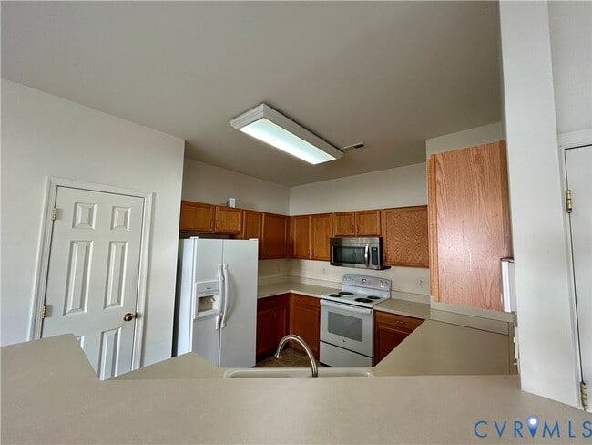 Building Photo - 1730 Rose Mill Cir