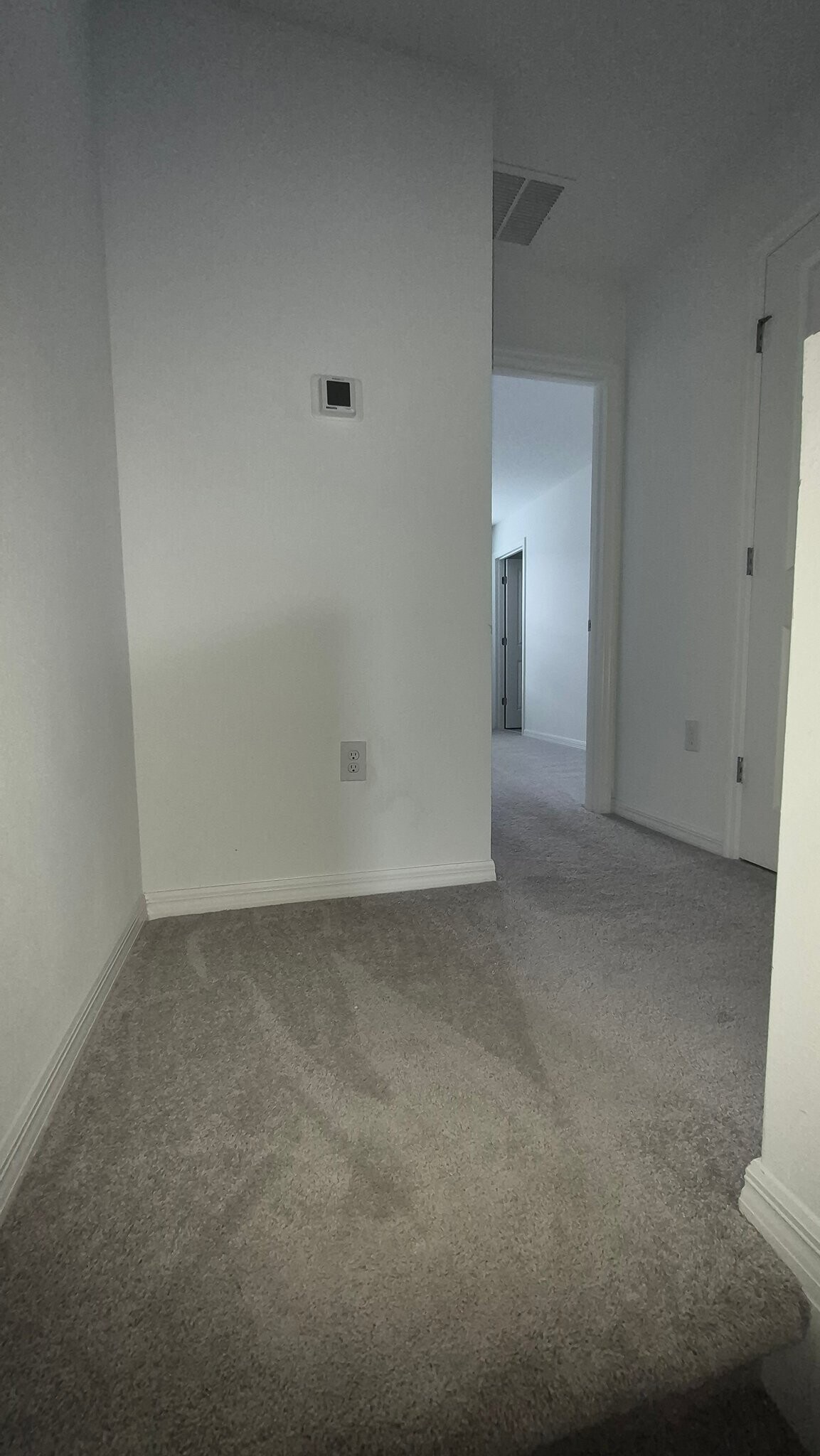 Building Photo - 3064 Skyline Lp