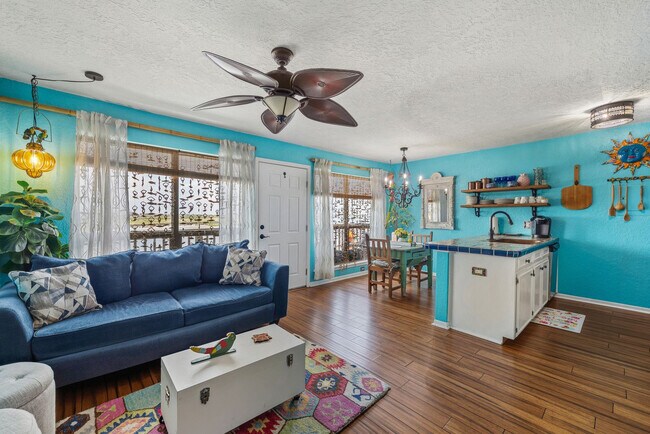 Building Photo - 15209 Leeward Dr