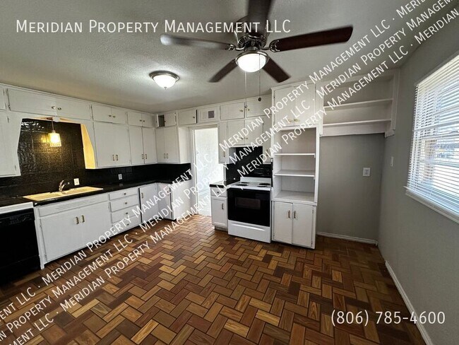 Building Photo - 1602 39th St