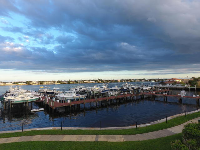 Building Photo - 123 Yacht Club Way