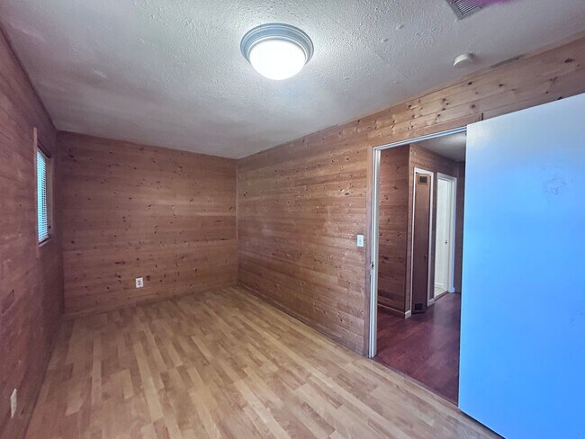 Building Photo - 441 Haggin Ave