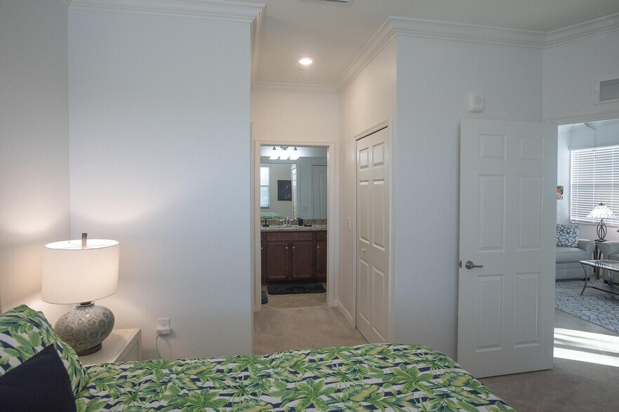 Building Photo - 17108 Vardon Ter