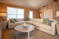 Building Photo - 7715 Manasota Key Rd