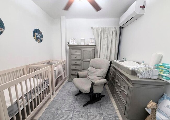 Building Photo - 334 71st St