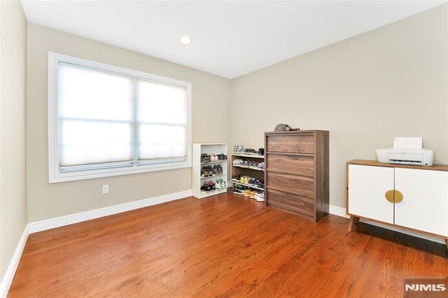 Building Photo - 210 Hackensack St