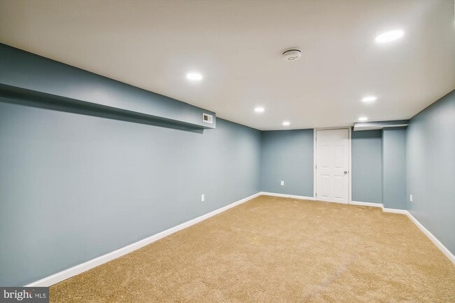 Building Photo - 1648 Normal Ave