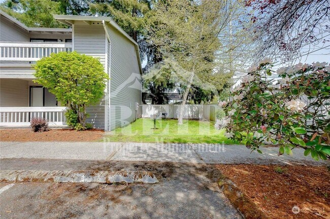 Building Photo - Wedge4410(1-4)