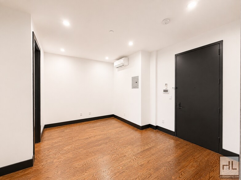 Building Photo - IRVING AVENUE / Spacious Bushwick 2-Bed