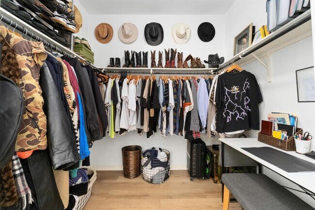 Building Photo - 4613 Graceful Ln