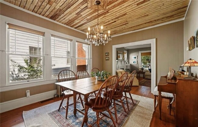 Building Photo - Charming Ardmore home full of character in...